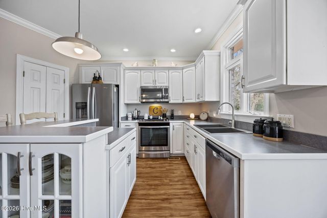 101 Raccoon Run, Washington, NC 27889