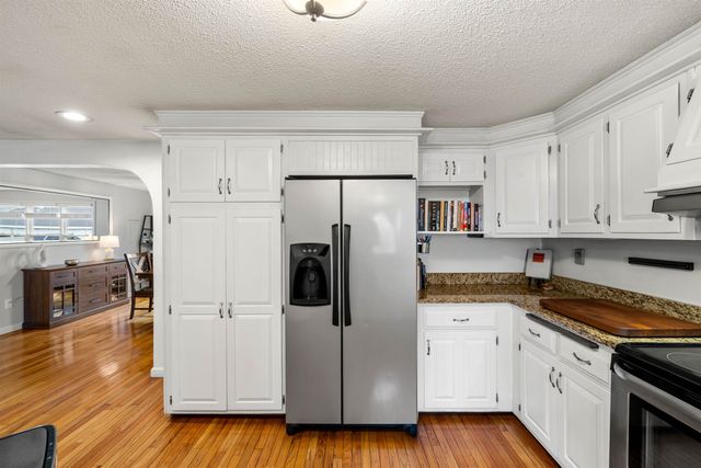 4 Alma Avenue, Salem, NH 03079