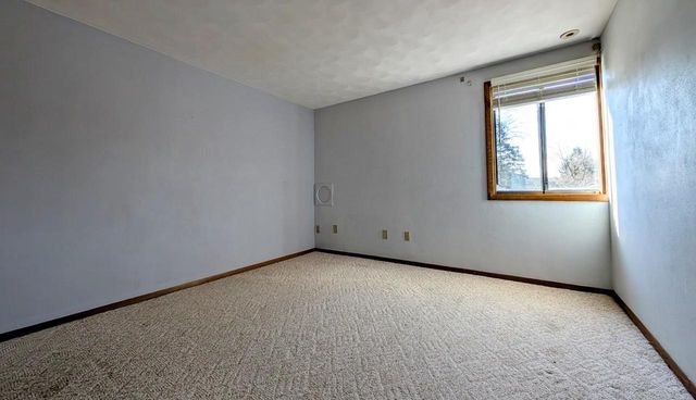 1235 W NICOLET CERCLE, Appleton, WI 54914