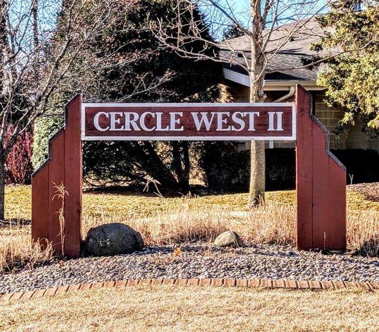 1235 W NICOLET CERCLE, Appleton, WI 54914