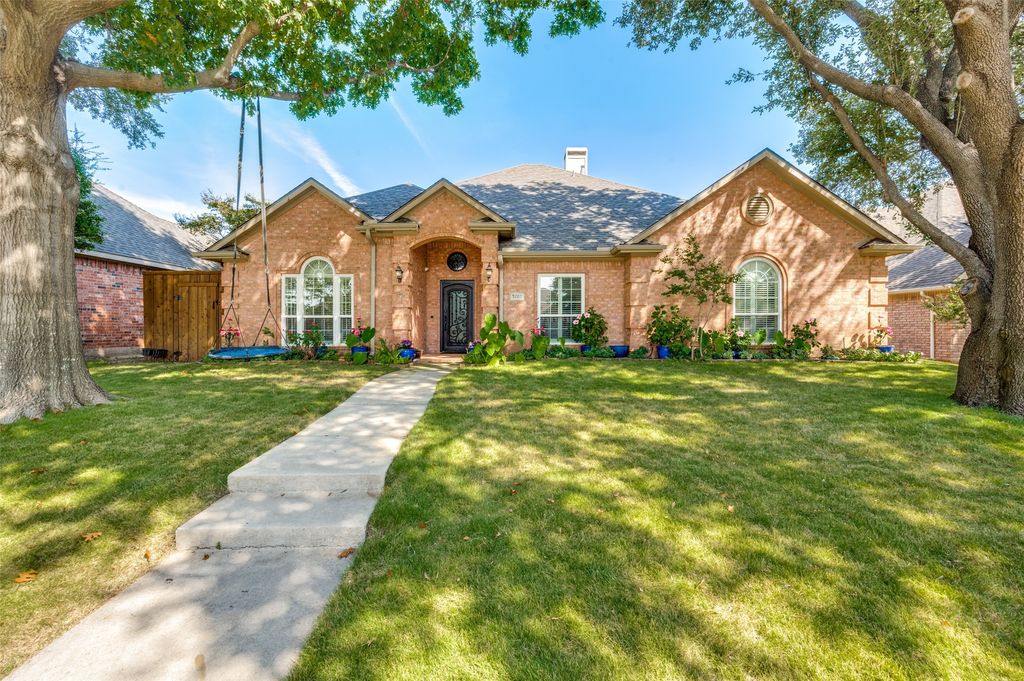 3708 OLD ORCHARD Court, Carrollton, TX 75007