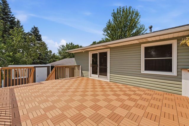 3996 Rahn Road, Eagan, MN 55122