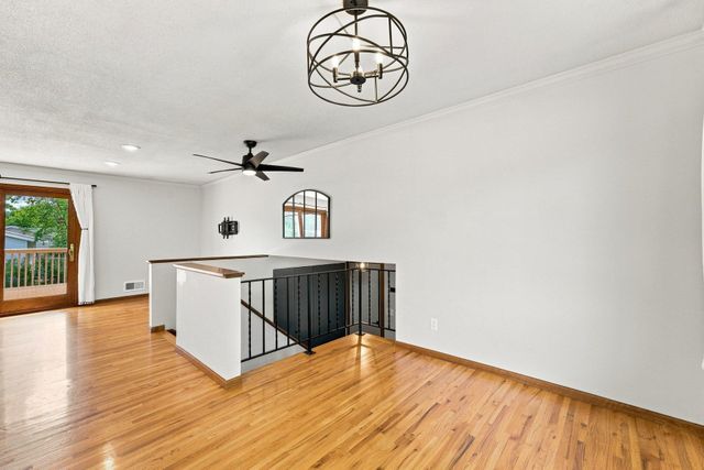 3996 Rahn Road, Eagan, MN 55122