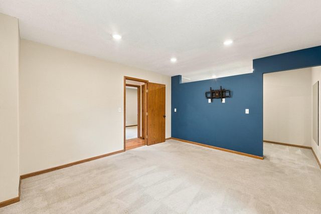 3996 Rahn Road, Eagan, MN 55122