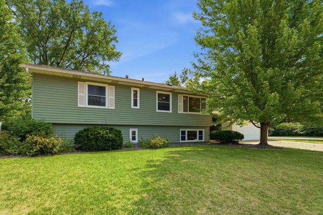 3996 Rahn Road, Eagan, MN 55122