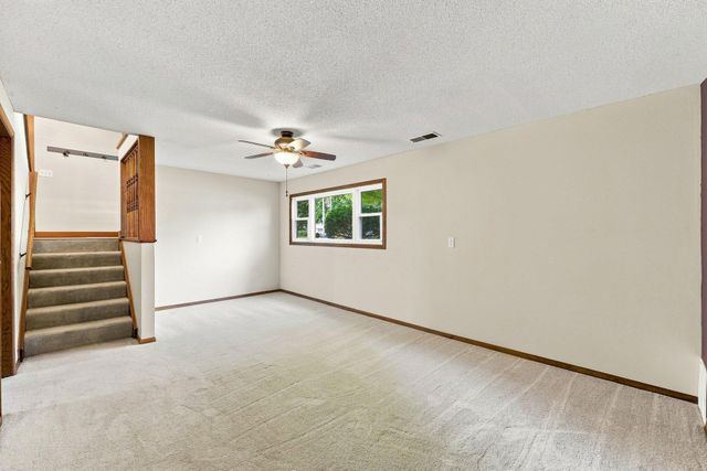 3996 Rahn Road, Eagan, MN 55122