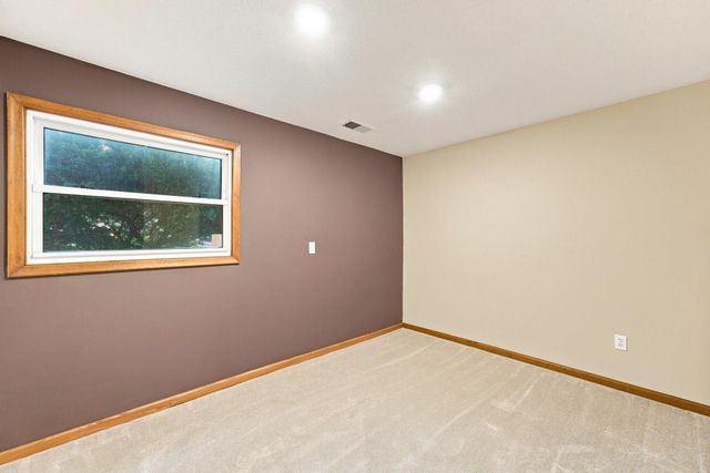3996 Rahn Road, Eagan, MN 55122
