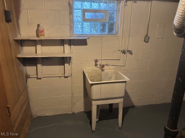 401 Sheridan, Niles, OH 44446