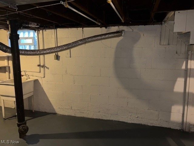 401 Sheridan, Niles, OH 44446