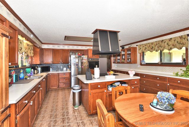 9452 E 460 Road, Claremore, OK 74017