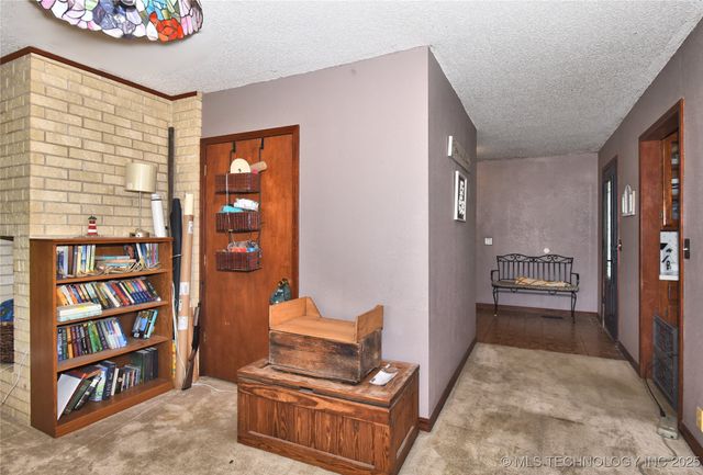 9452 E 460 Road, Claremore, OK 74017