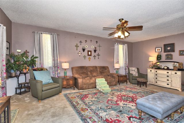 9452 E 460 Road, Claremore, OK 74017