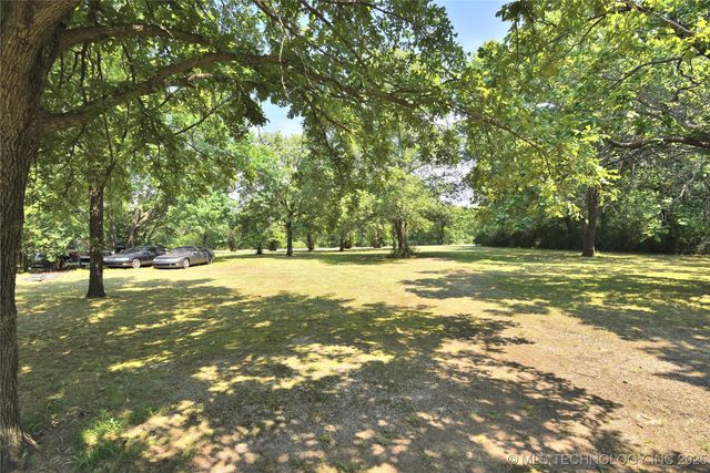 9452 E 460 Road, Claremore, OK 74017