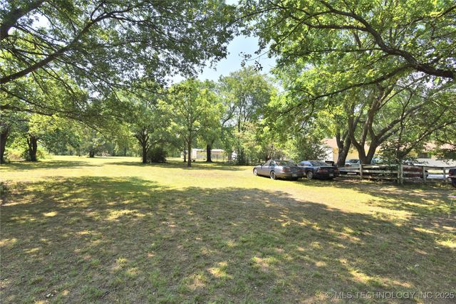 9452 E 460 Road, Claremore, OK 74017
