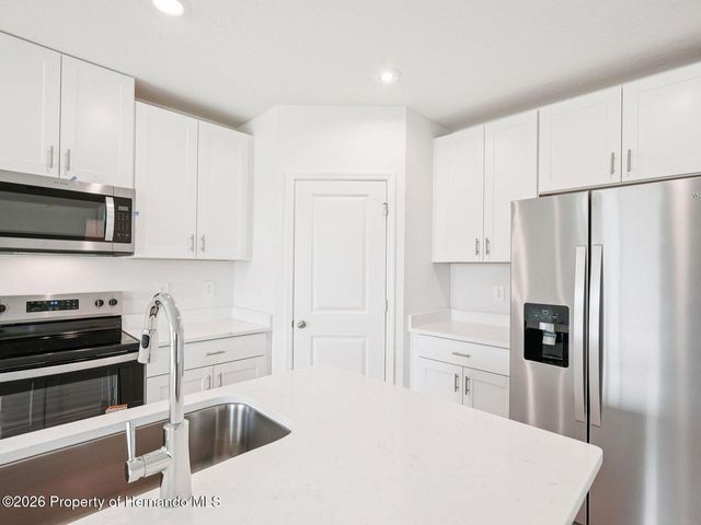 7187 RAY CREEK Drive, Brooksville, FL 34601