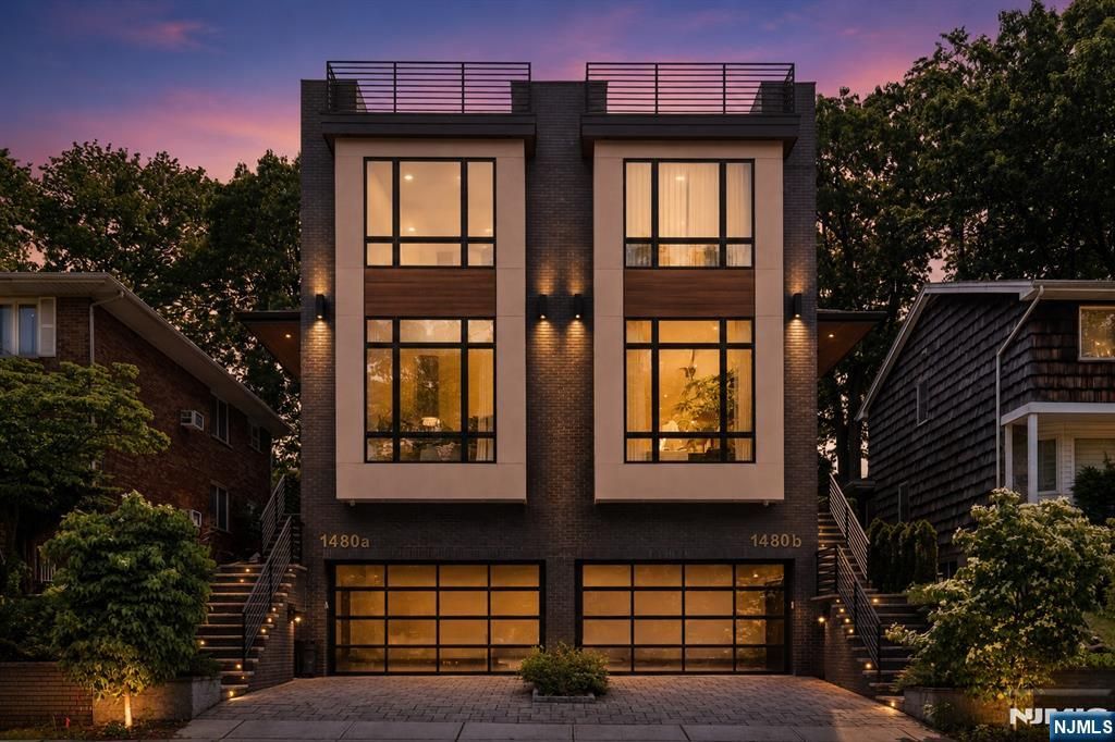 1480 15th Street B, Fort Lee, NJ 07024