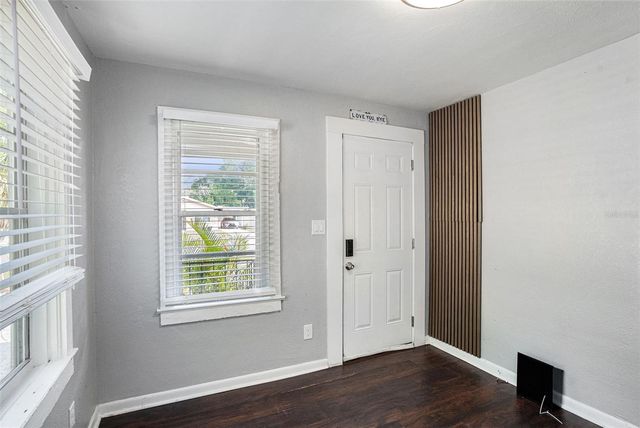 1603 E 33RD AVENUE, Tampa, FL 33610