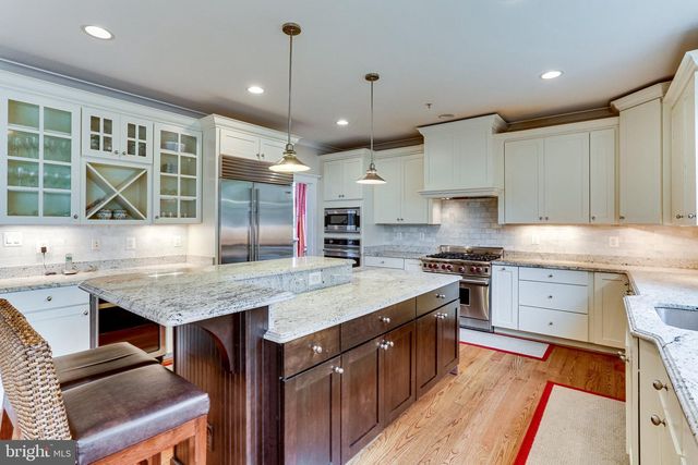 6109 KIRBY RD, Bethesda, MD 20817