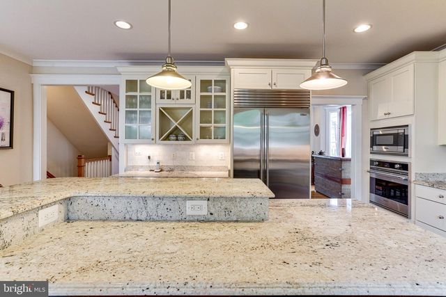 6109 KIRBY RD, Bethesda, MD 20817