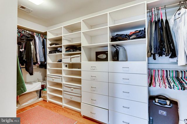 6109 KIRBY RD, Bethesda, MD 20817
