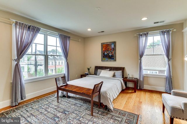 6109 KIRBY RD, Bethesda, MD 20817