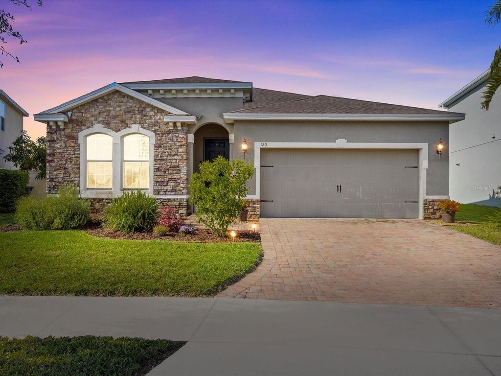 120 WHIRLAWAY DRIVE, Davenport, FL 33837