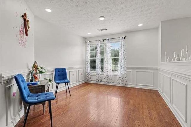 985 Under Ct, Sugar Hill, GA 30518