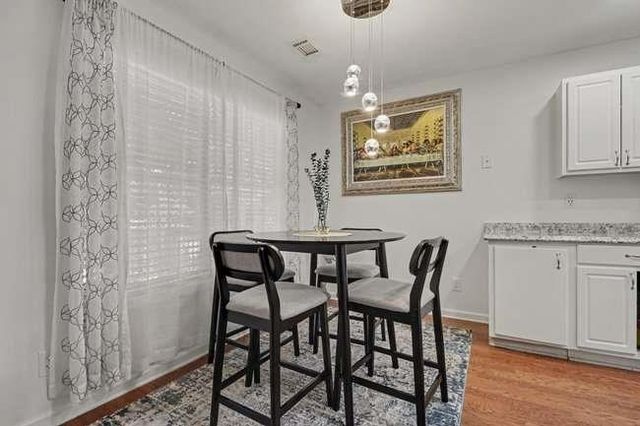985 Under Ct, Sugar Hill, GA 30518