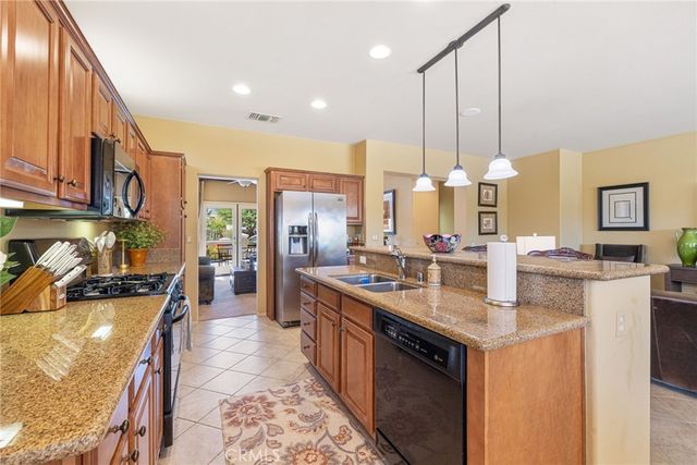 78122 Vinewood, Palm Desert, CA 92211
