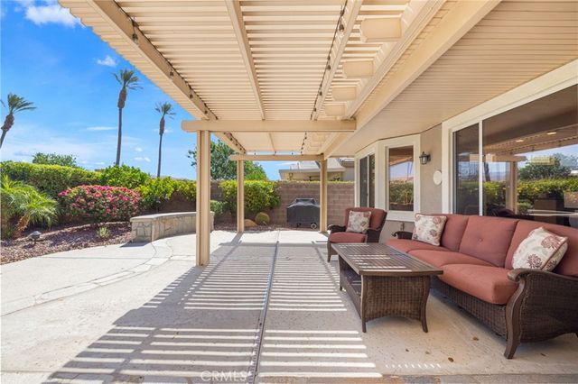 78122 Vinewood, Palm Desert, CA 92211