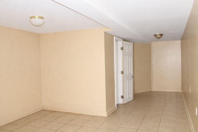 7529 S EMERALD Avenue, Chicago, IL 60620