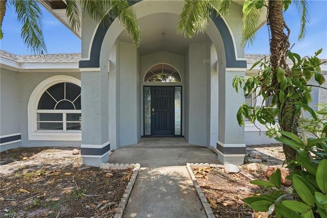 17306 Meadow Lake CIR, Fort Myers, FL 33967