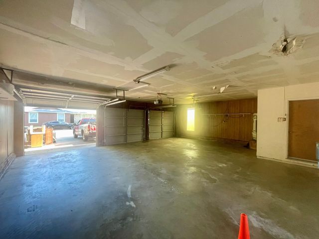 2901 Hagen Way, Modesto, CA 95355