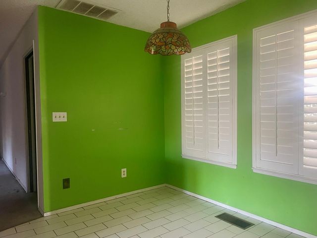 2901 Hagen Way, Modesto, CA 95355