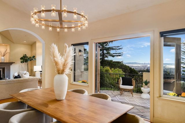 6257 6257 Virgo Rd, Oakland, CA 94611