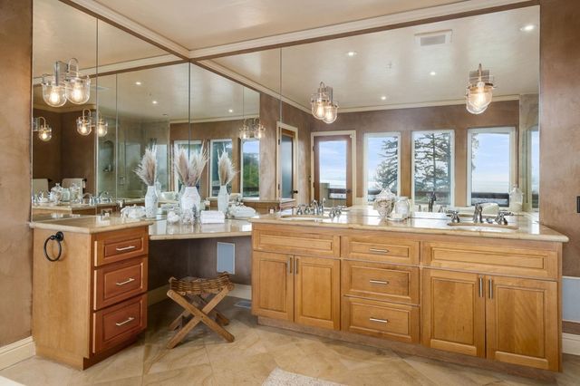 6257 6257 Virgo Rd, Oakland, CA 94611