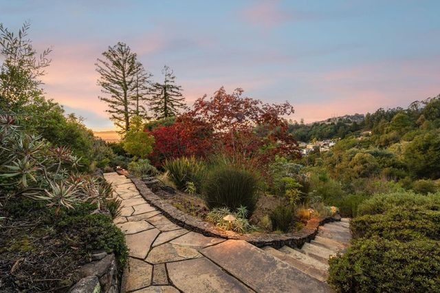 6257 6257 Virgo Rd, Oakland, CA 94611