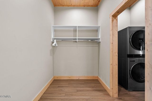 2221 Legend Drive, Sevierville, TN 37876