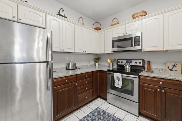 800 Castleford Cir Apt 1C, Myrtle Beach, SC 29572