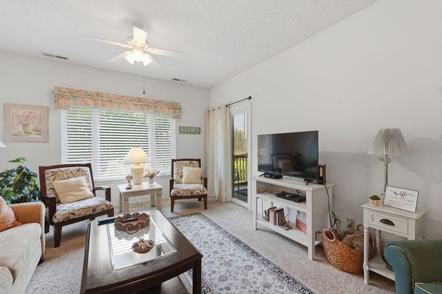800 Castleford Cir Apt 1C, Myrtle Beach, SC 29572