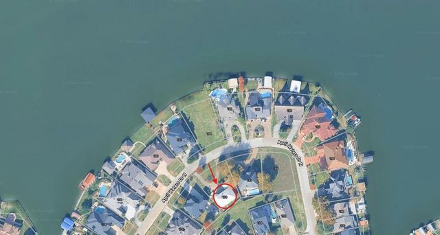 179 April Waters Drive N, Conroe, TX 77356