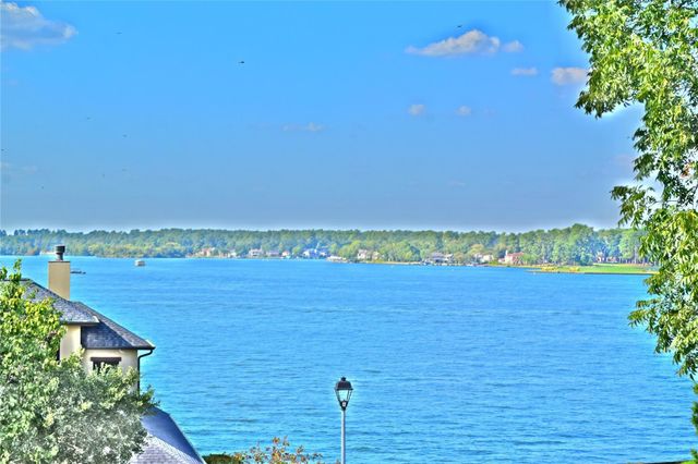 179 April Waters Drive N, Conroe, TX 77356