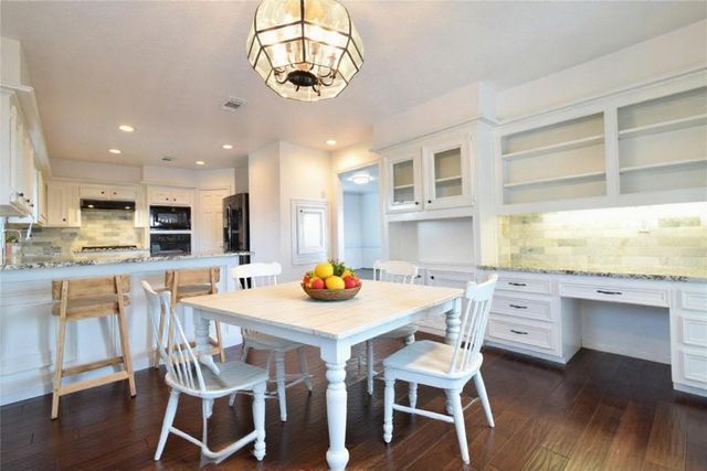 179 April Waters Drive N, Conroe, TX 77356