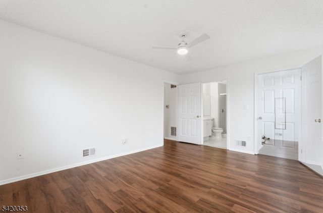 48 Taylor Dr, Franklin Twp., NJ 08823