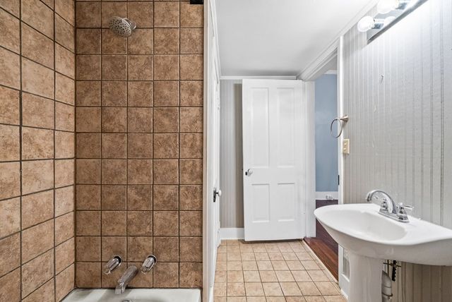 2120 S Main St, Hopkinsville, KY 42240