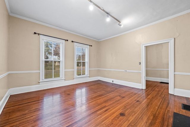 2120 S Main St, Hopkinsville, KY 42240