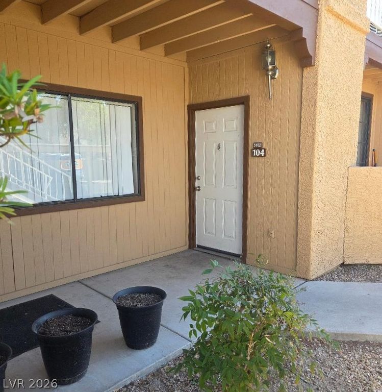 5162 South Jones Boulevard 104, Las Vegas, NV 89118 — exterior