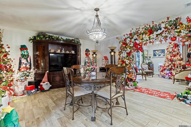 185 W Pinewood Dr, Slidell, LA 70458