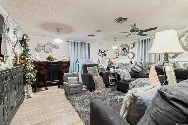 185 W Pinewood Dr, Slidell, LA 70458