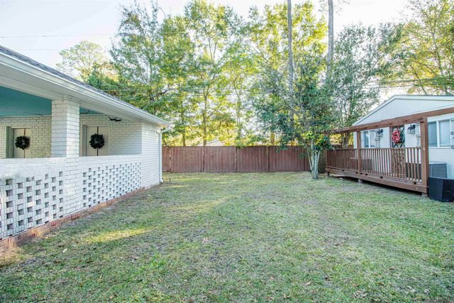 185 W Pinewood Dr, Slidell, LA 70458